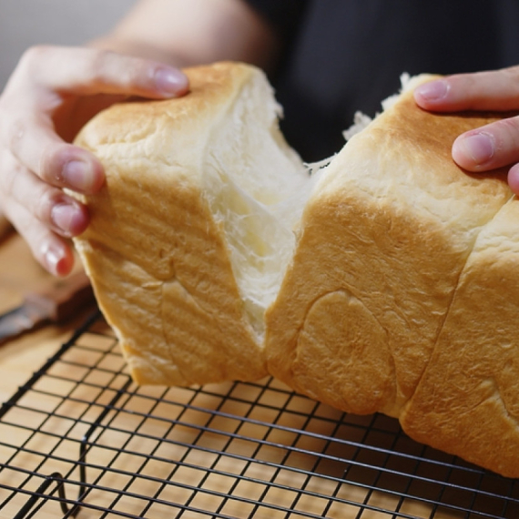 Japanski recept za najmekaniji hleb na svetu: Ovu tehniku sigurno niste probali VIDEO