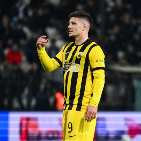 Dva gola Luke Jovića nisu dovoljna – AEK više nije prvi VIDEO