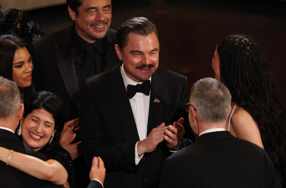 Nije dobio Oskara, ali je napravio haos: Prvi put sa 24 godine mlađom lepoticom FOTO