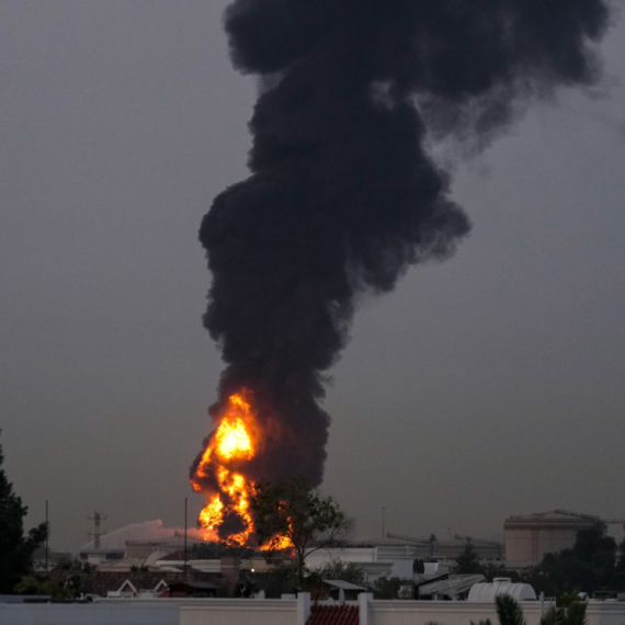 Produžena obustava letova: Ne smiruje se situacija na Bliskom istoku