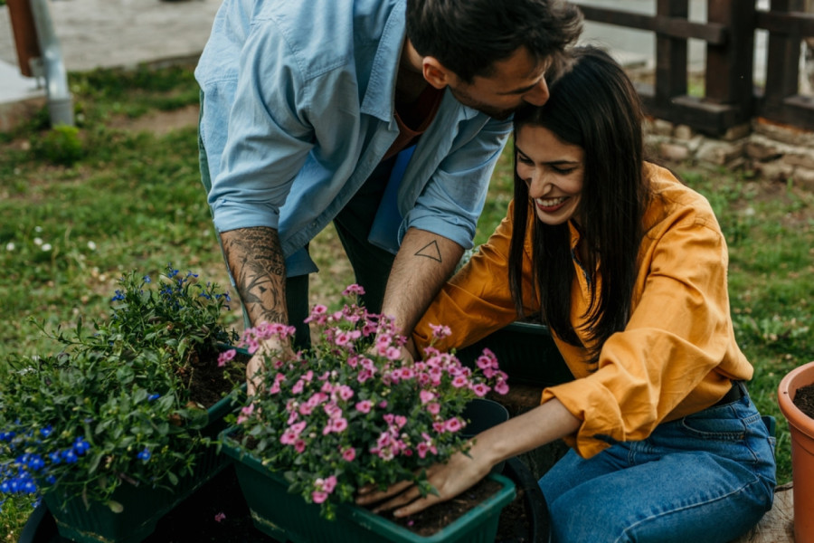 Pojavio se novi dejting trend koji menja svet: Svi pričaju o teoriji marta FOTO/VIDEO