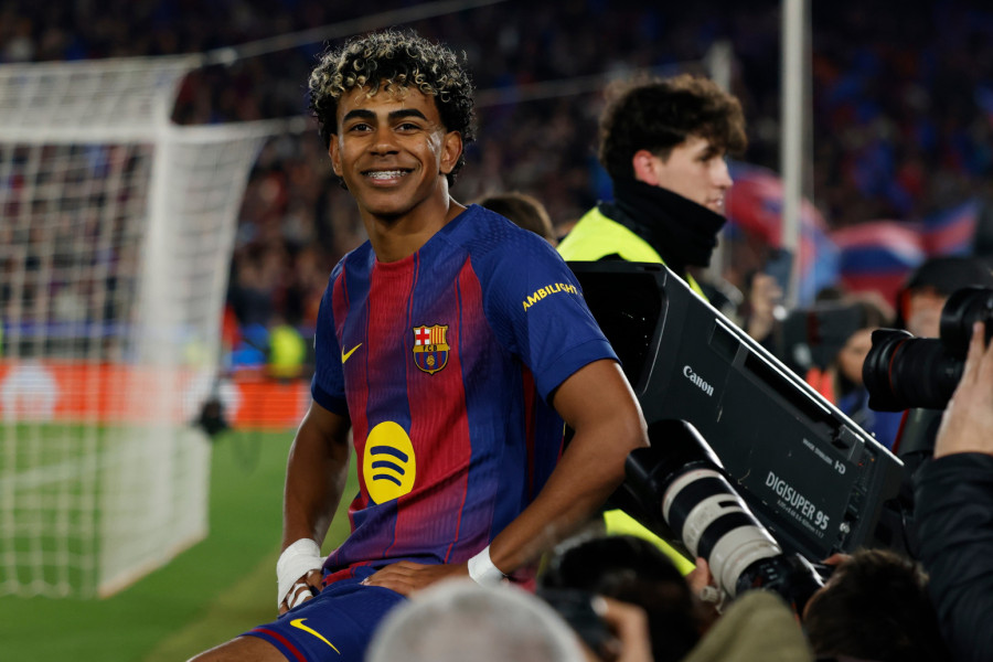 Lamin Jamal u vezi sa zanosnom plavušom? Evo ko je ona FOTO