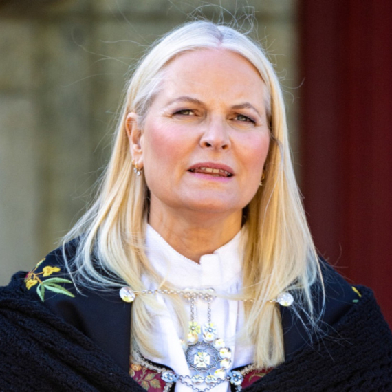 Novi šok u kraljevskoj porodici; Prestolonaslednica priznala: "Epstajn me je manipulisao i prevario"