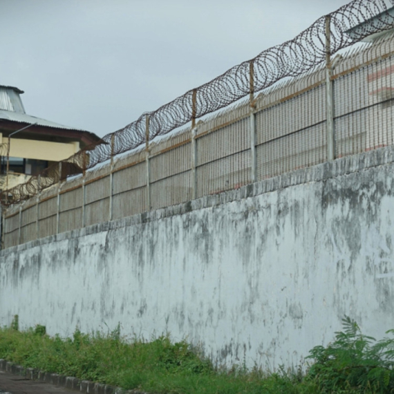Turisti uhapšeni na Baliju; Uradili nezamislivu stvar, preti im 10 godina zatvora VIDEO