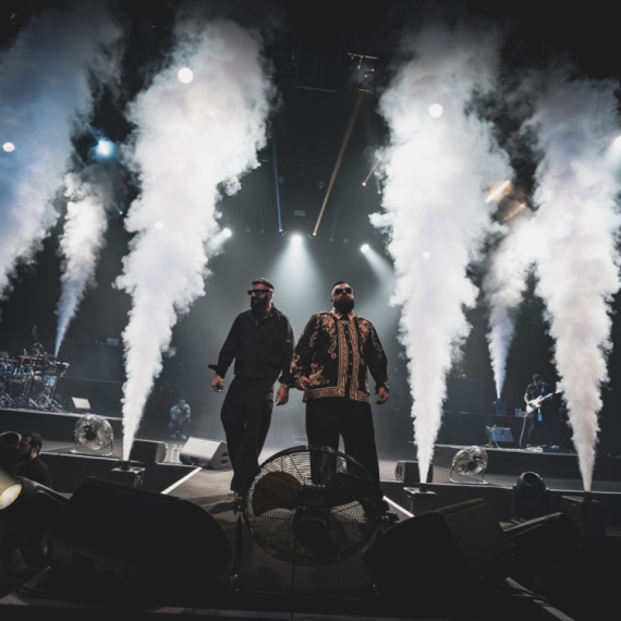 Armija fanova u Cirihu zaposela ulaze arene koncerta Jale Brata i Bube Korelija FOTO/VIDEO