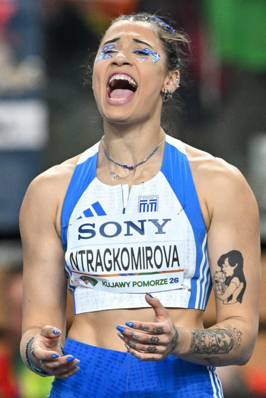 Anastasija ruši sve predrasude: Njen ludi izgled usijao društvene mreže FOTO