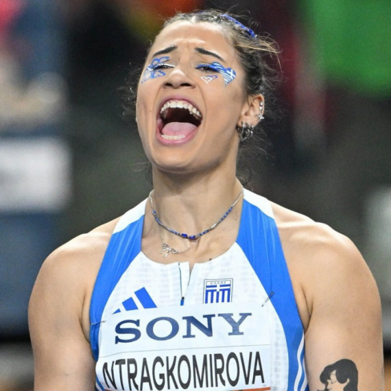 Anastasija ruši sve predrasude: Njen "ludi izgled" usijao društvene mreže FOTO