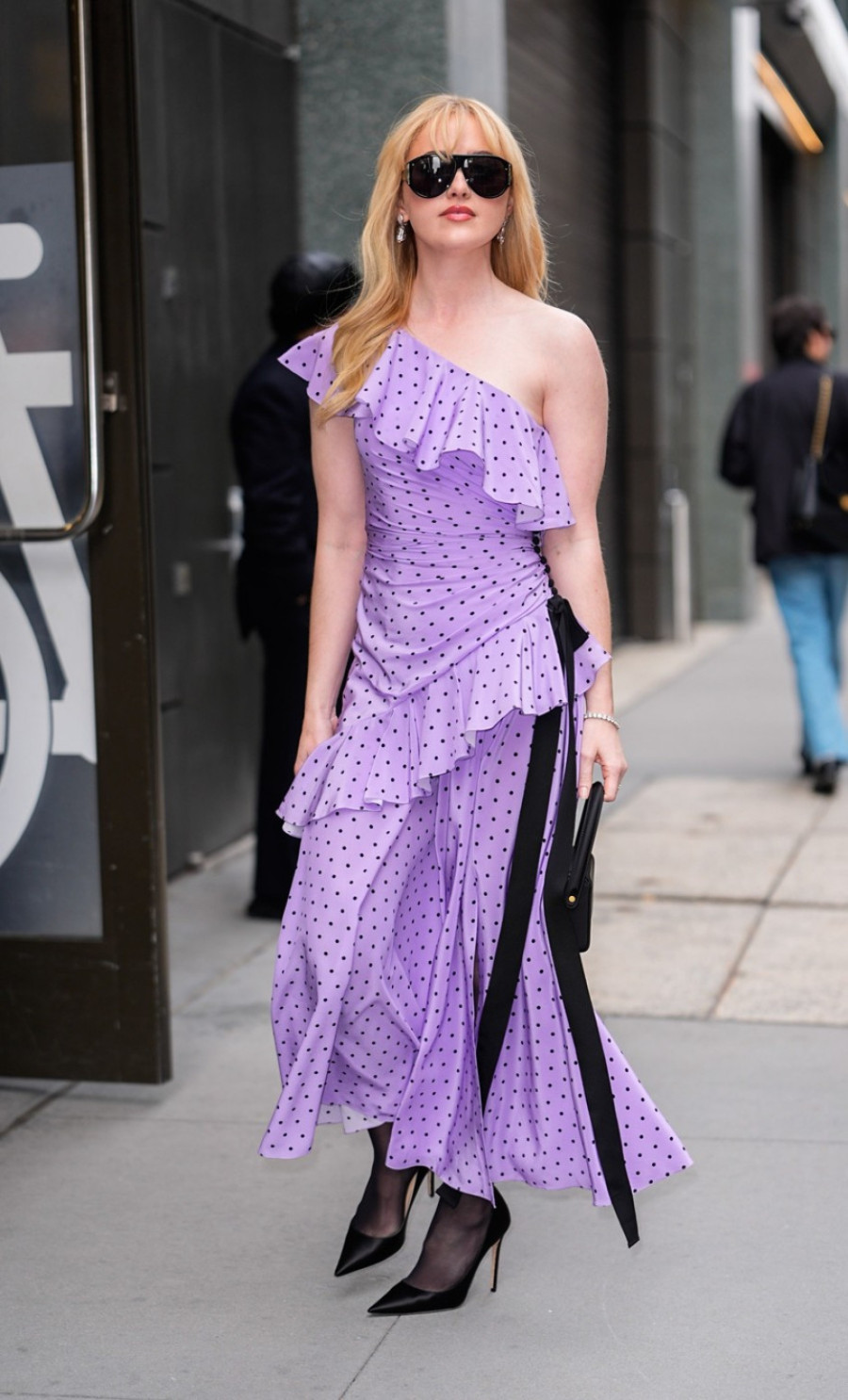 Klasičan dezen se vraća, ali u modernom i moćnom izdanju: Hit je proleća 2026. FOTO