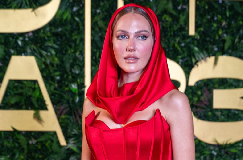 Hurem i Sulejman ponovo zajedno nakon 12 godina: Ljudi u transu zbog njenog lica FOTO/VIDEO