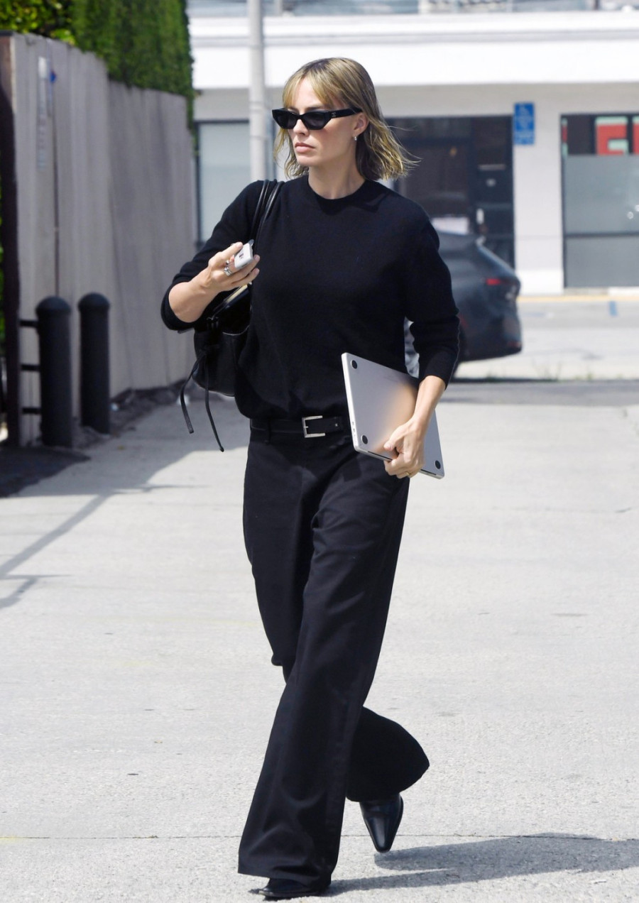 Pričaju da se upropastila, a ona nikad lepša: Margo Robi je i dalje šik FOTO