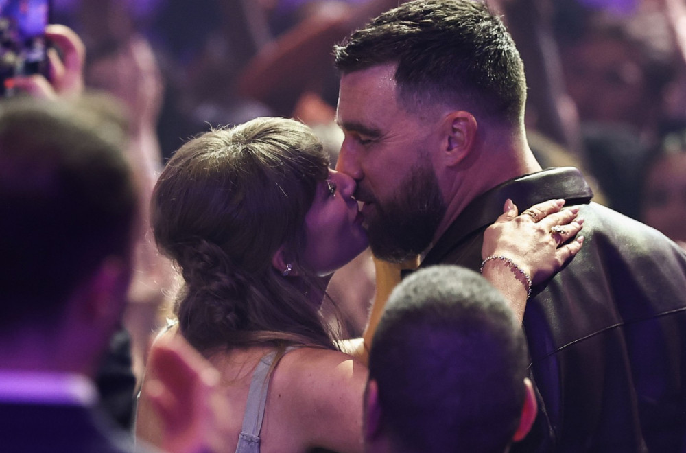 Prvi put na crvenom tepihu sa čovekom kog voli godinama FOTO/VIDEO