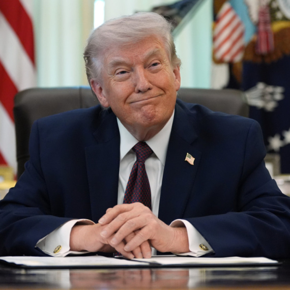 Tramp poručuje hranu iz Mekdonaldsa: Sve iznenadio napojnicom