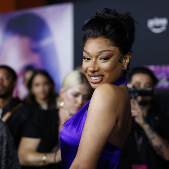 Poznata reperka hitno hospitalizovana: Poznati svi detalji FOTO