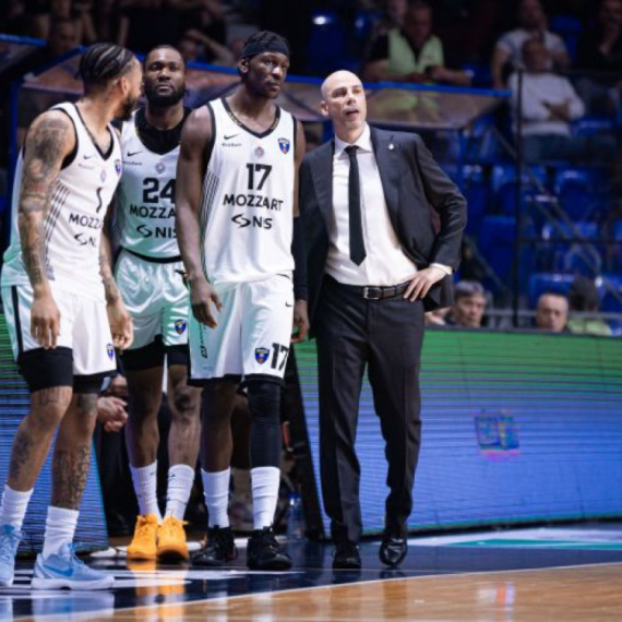 Partizan pao u "Morači" i izgubio prvo mesto – ni traga od one igre sa "večitog" derbija