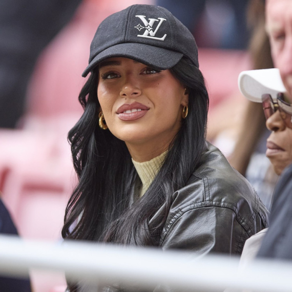 Ona je "najvrelija devojka fudbalera": Kad je vidite u bikiniju – biće vam jasno i zašto FOTO