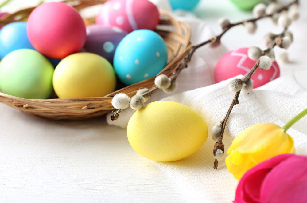 Ofarbajte najlepša žuta jaja za Uskrs pomoću jedne namirnice
