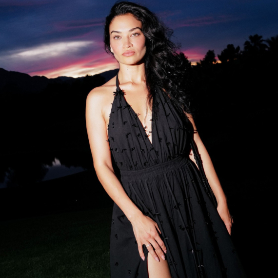 Nije čudo što je upoređuju s fatalnom Ruskinjom: Pogledajte samo tu lepotu FOTO