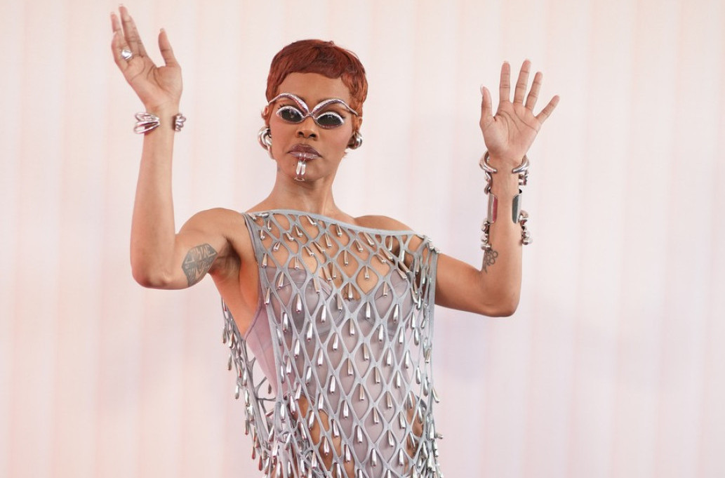 Pomalo bizarno, ali to je ona FOTO