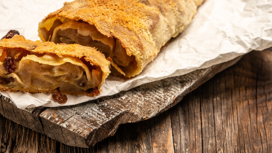 Slatka pita bolja od torte – jeftina, ukusna i pravi se začas