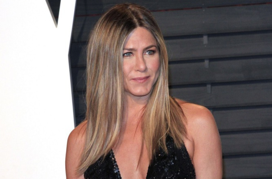 Bivši muž Dženifer Aniston dobio dete – ona nije mogla da sakrije reakciju: Svi bruje o ovome FOTO