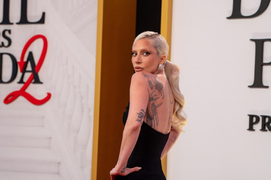 Kraljica tame iznenadila: Nakon svih uvreda – lepša je nego ikad FOTO