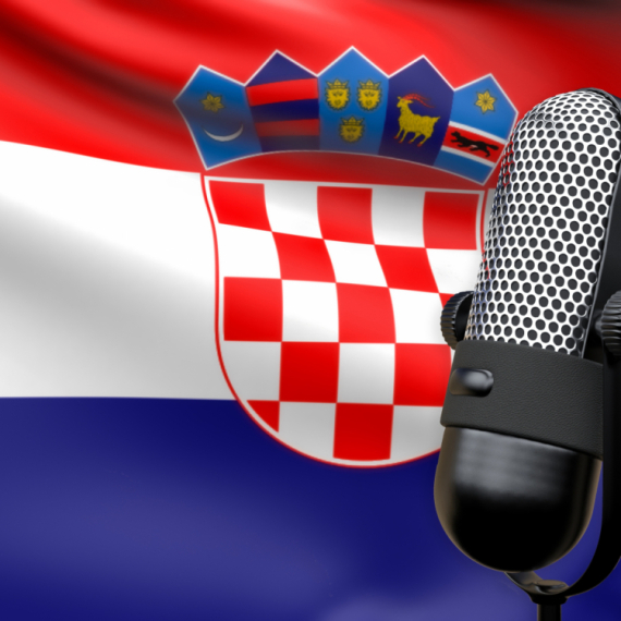 Puštao partizanske pesme i provocirao komšije u Hrvatskoj: Muškarac kažnjen sa 2.000 evra