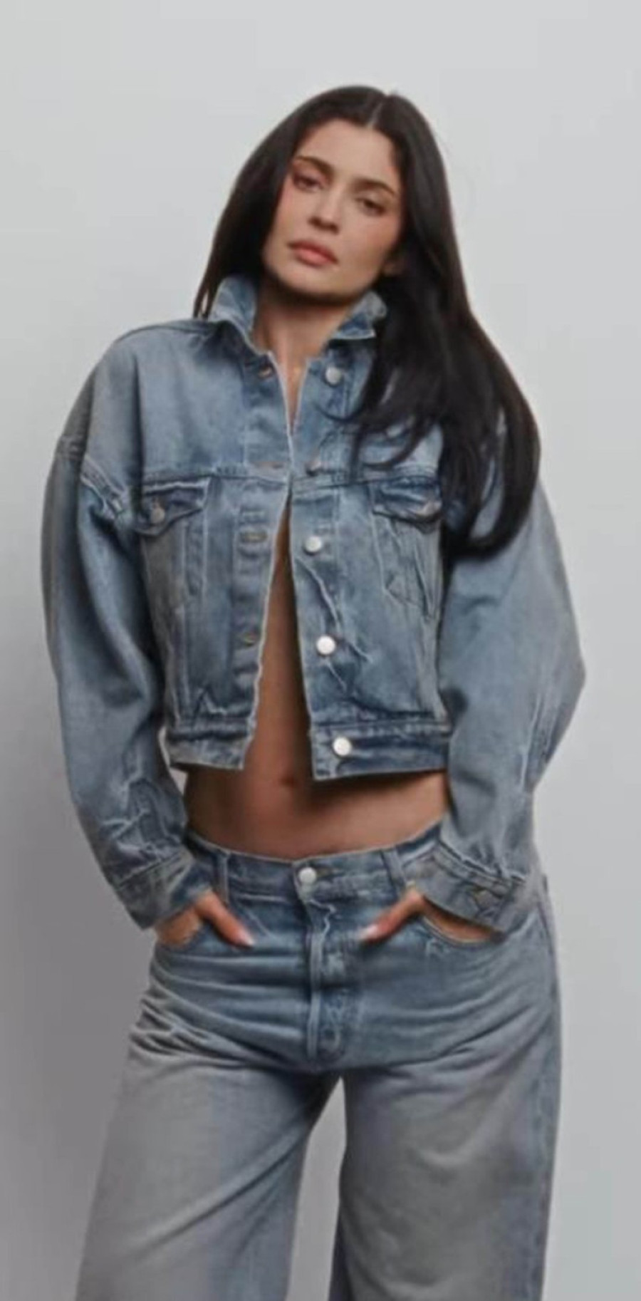 Toples Kajli Džener srušio društvene mreže: Želimo još ovakvih fotki FOTO