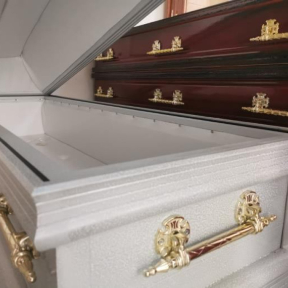 Odlaze na onaj svet kao faraoni: Sanduk sarkofag od 3.000 evra našao kupca