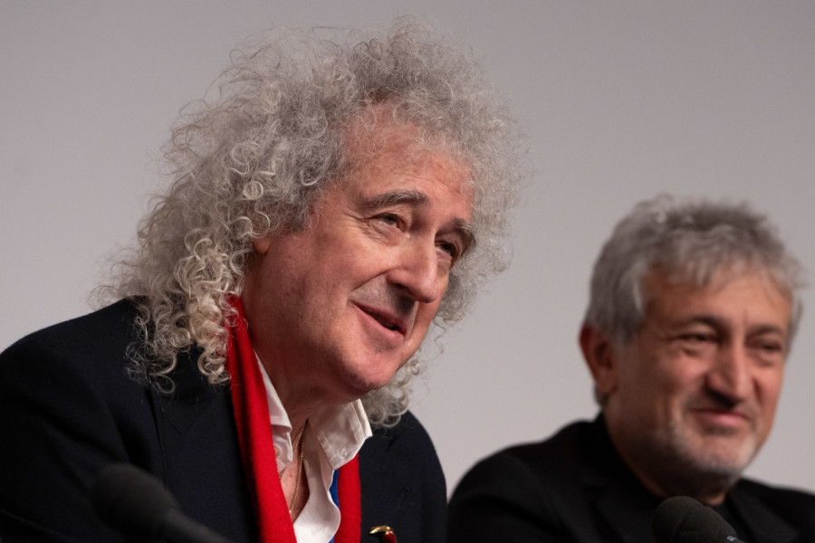 Gitarista grupe Queen otkrio tajnu dobrog izgleda: Sve se dešava ispod tuša