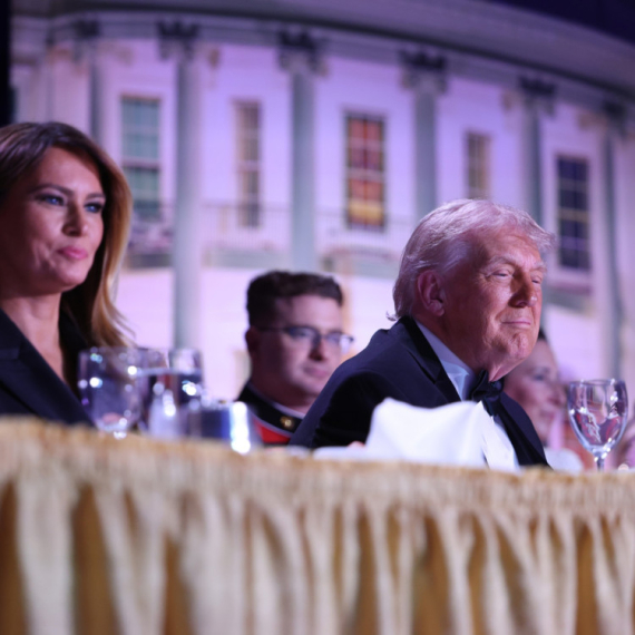 "Sjaj trudne udovice": Tramp i Melanija udarili na poznatog voditelja zbog komentara