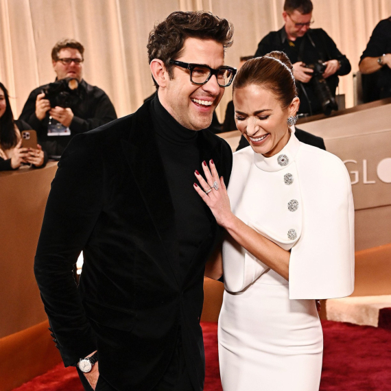 Takvi muškarci joj se "gade", a onda je baš to uradio njen najseksi suprug FOTO/VIDEO