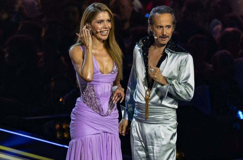 Voditeljka Evrovizije priredila spektakl: A mislili smo da je ova haljina seksi FOTO