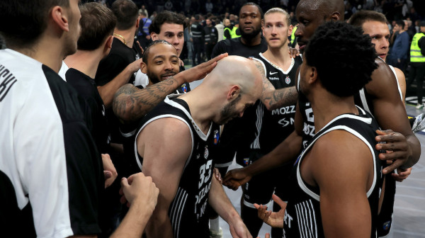 Partizan korak bliže finalu ABA lige; Penjaroja o finišu meča; Obradović: "Moramo da se adaptiramo"