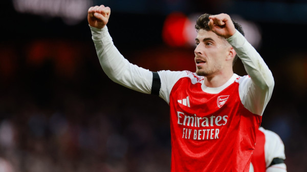 Arsenal na pobedu od titule – gol dovoljan protiv Barnlija