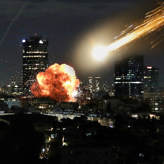 Opasna pretnja upućena Teheranu; Gori Liban; Tramp: "Iran oborio naš helikopter, uzvratićemo" FOTO/VIDEO