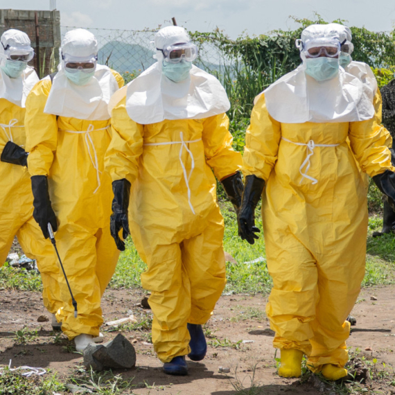 Otkriveno odakle je krenula epidemija ebole? Preminulo volonteri Crvenog krsta, isto segodilo pre 10 godina