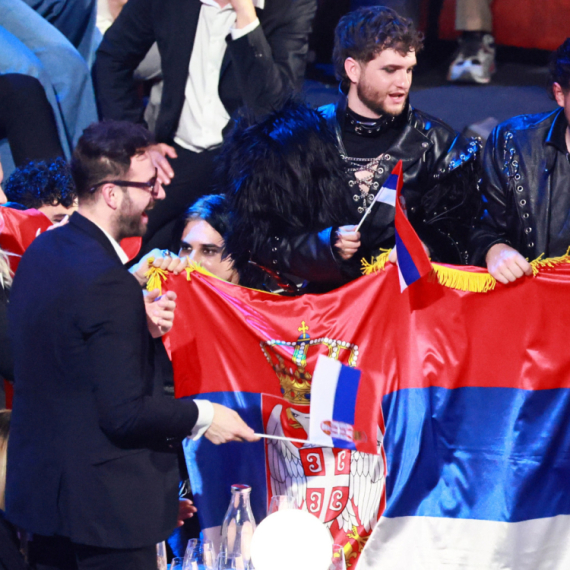 Srbija učestvuje na Evroviziji 2027!