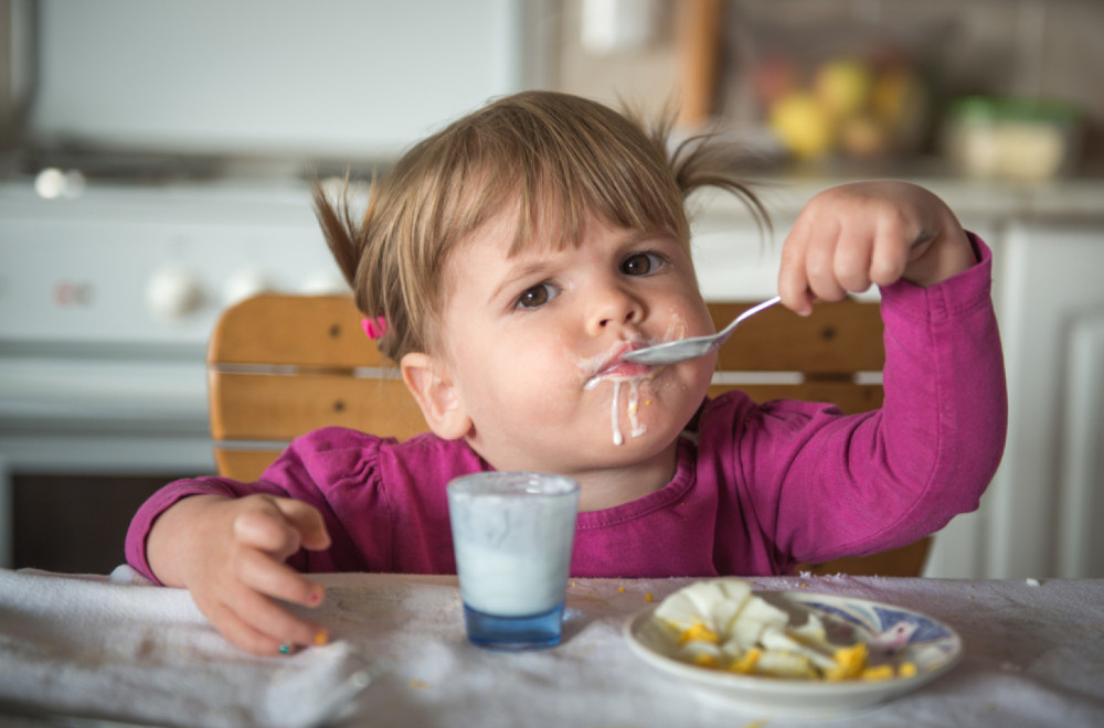 Ovu hranu ne bi trebalo da konzumiraju deca mlađa od pet godina
