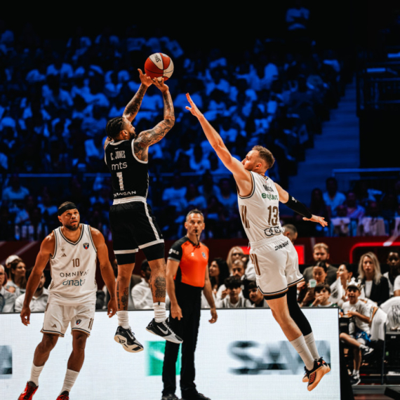 Partizan se drugi put "raspao" i sa nulom se vraća u Beograd – Dubai na korak do istorije