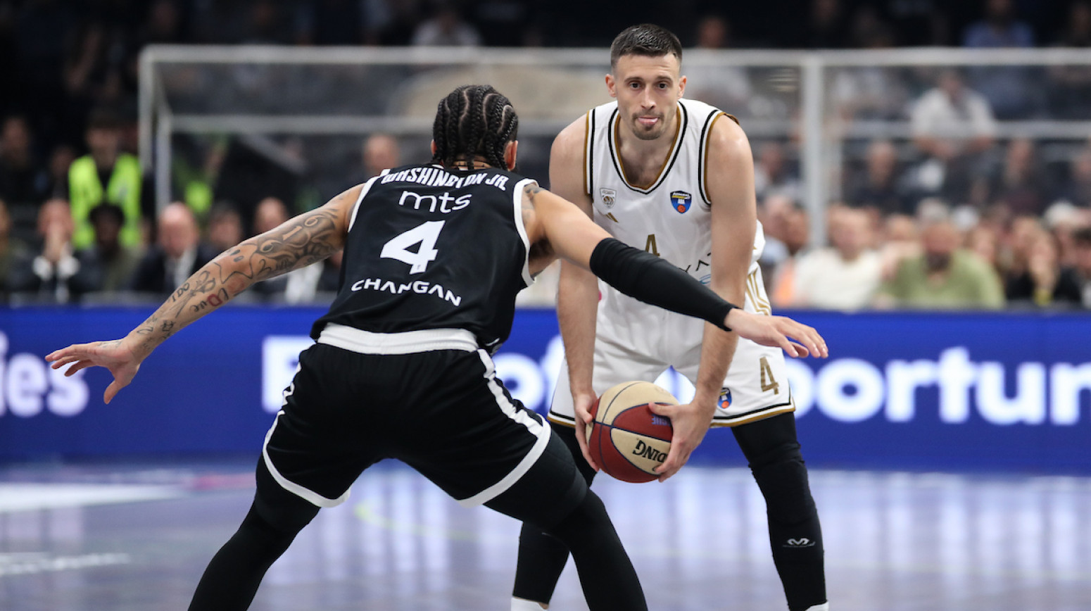 Partizan bez trofeja! Aleksa mu presudio; "Ovo je loš trenutak za mene"; Vašington ćao