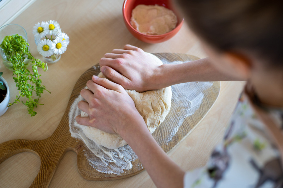 Ne mesi se i gotova je za pet minuta: Recept za najbržu pogaču bez kvasca, uz mali trik