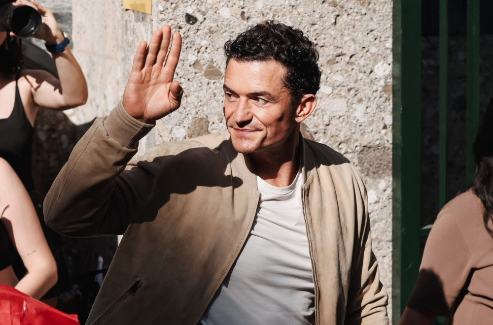 Više se ne kriju: Orlando Blum pokazao 21 godinu mlađu manekenku FOTO