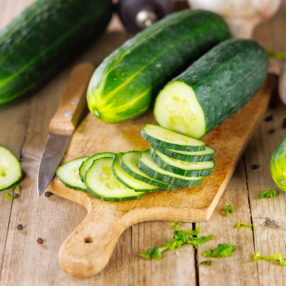 Za samo 10 sekundi nestaće sva gorčina iz krastavca: Jedan zaboravljeni trik menja sve