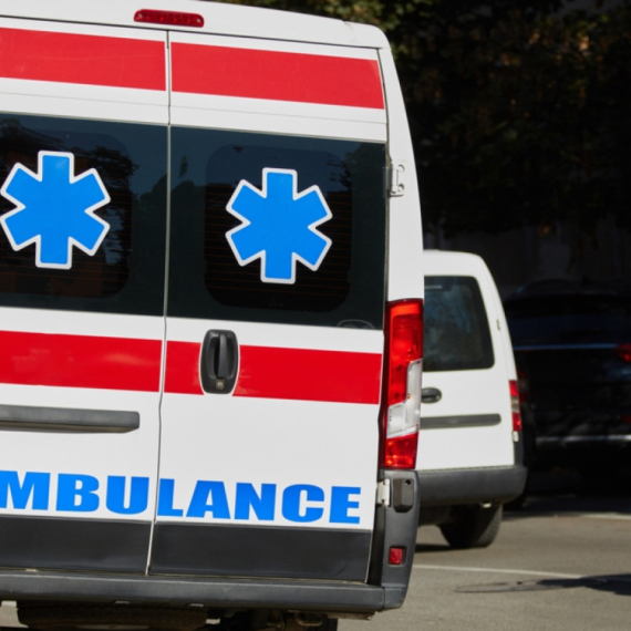 Muškarac pao sa visine u Batajnici, zadobio teške telesne povrede