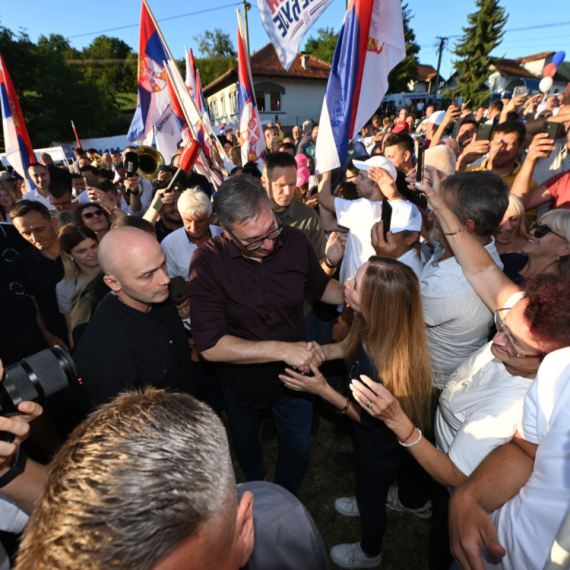 Vučić najavio novo povećanje plata i penzija, ova grupa će dobiti najviše novca