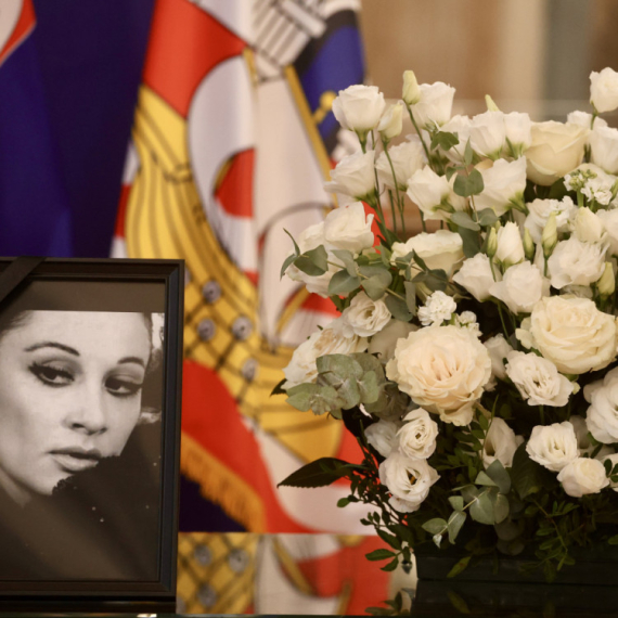 Održana komemoracija Oliveri Katarini: "Bila je fenomen, simbol jedne ere"