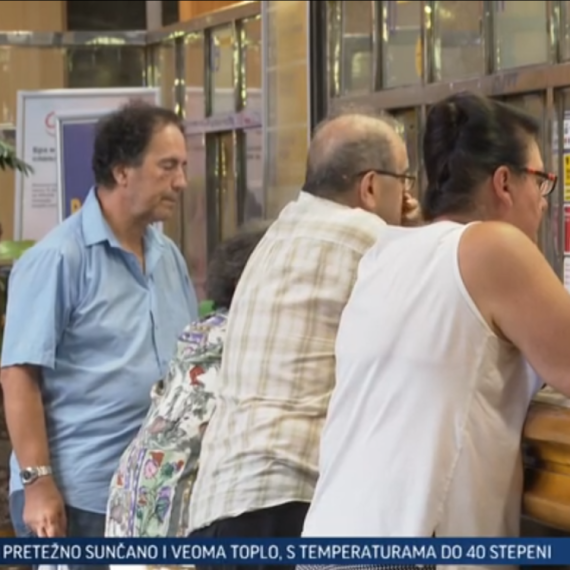 Veliko interesovanje od prvog minuta: Država daje novac za odmor u Srbiji VIDEO