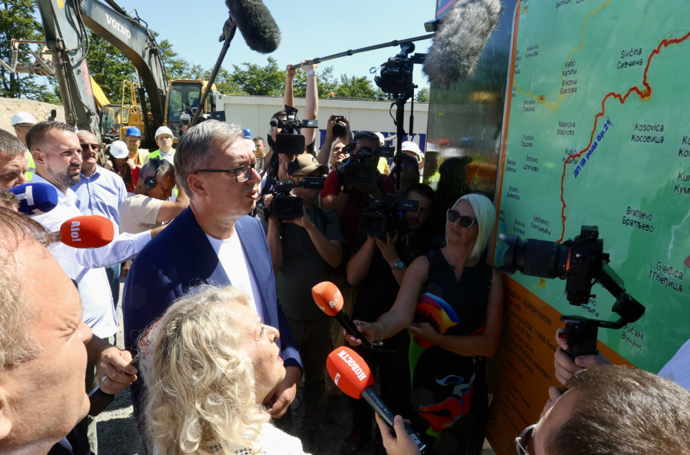 Najavljeni novi kilometri puteva i brzih saobraćajnica u Srbiji; Vučić: "Ponosan na to koliko se radi i gradi"