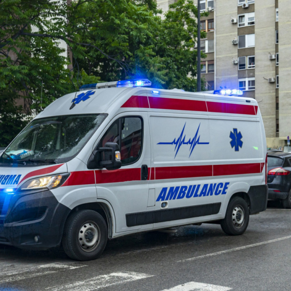 Tragedija na fudbalskoj utakmici kod Rače: Delegatu pozlilo i srušio se teren