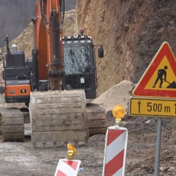 Vozači oprez kod Novog Sada: Zatvorene trake kod Kovilja, izmene i na petlji Novi Sad centar